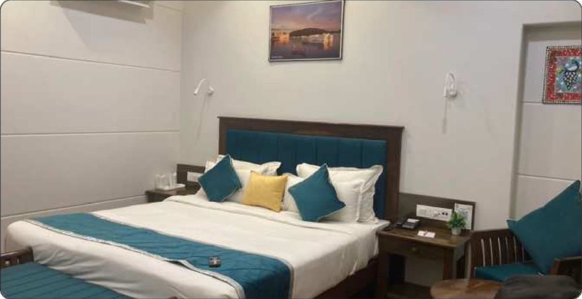 Hotel Chirag photo