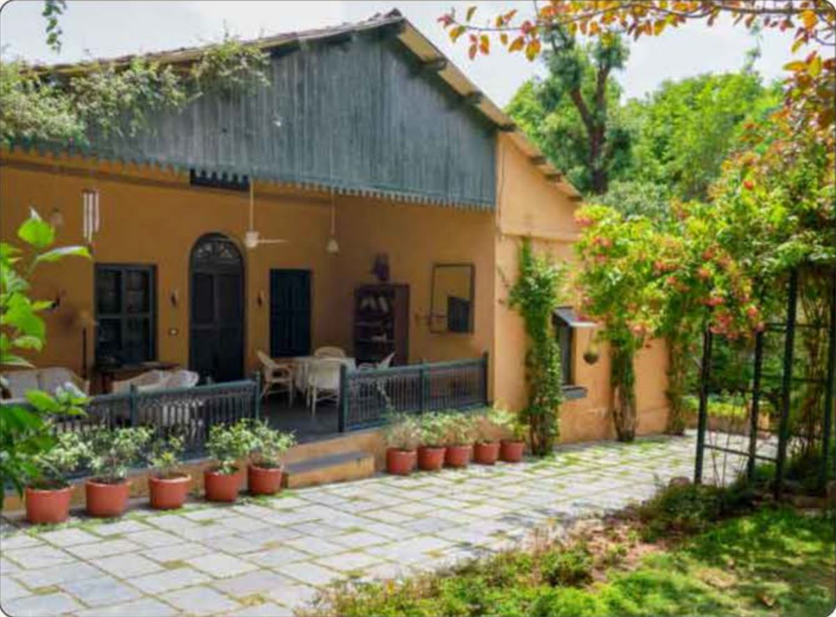 Welcomheritage Connaught House Mount Abu photo