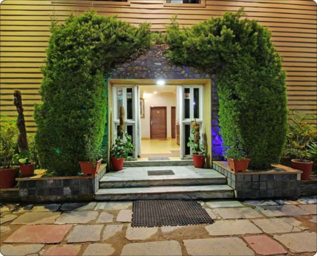 Manwar Garden Resort photo