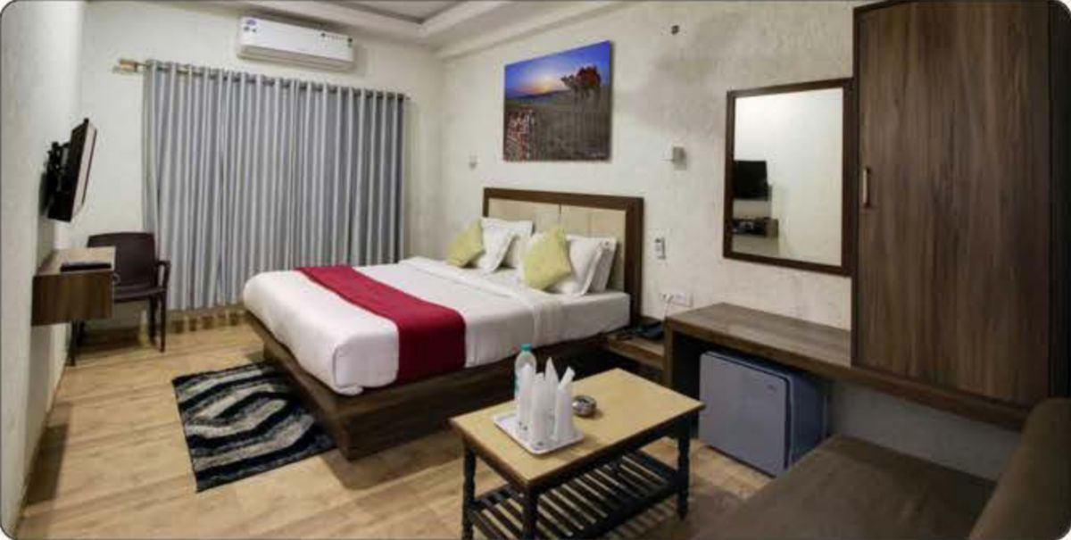 Manwar Garden Resort photo
