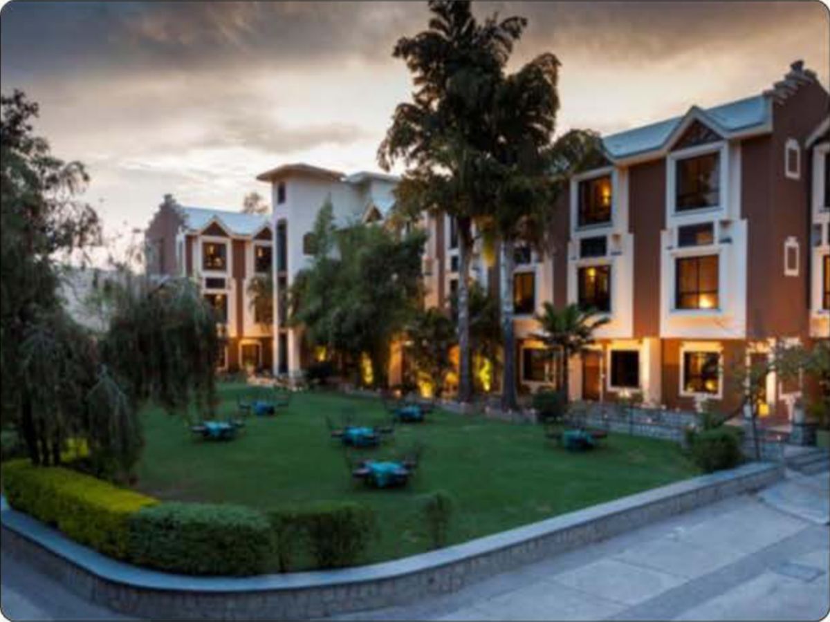 Hotel Hilltone photo