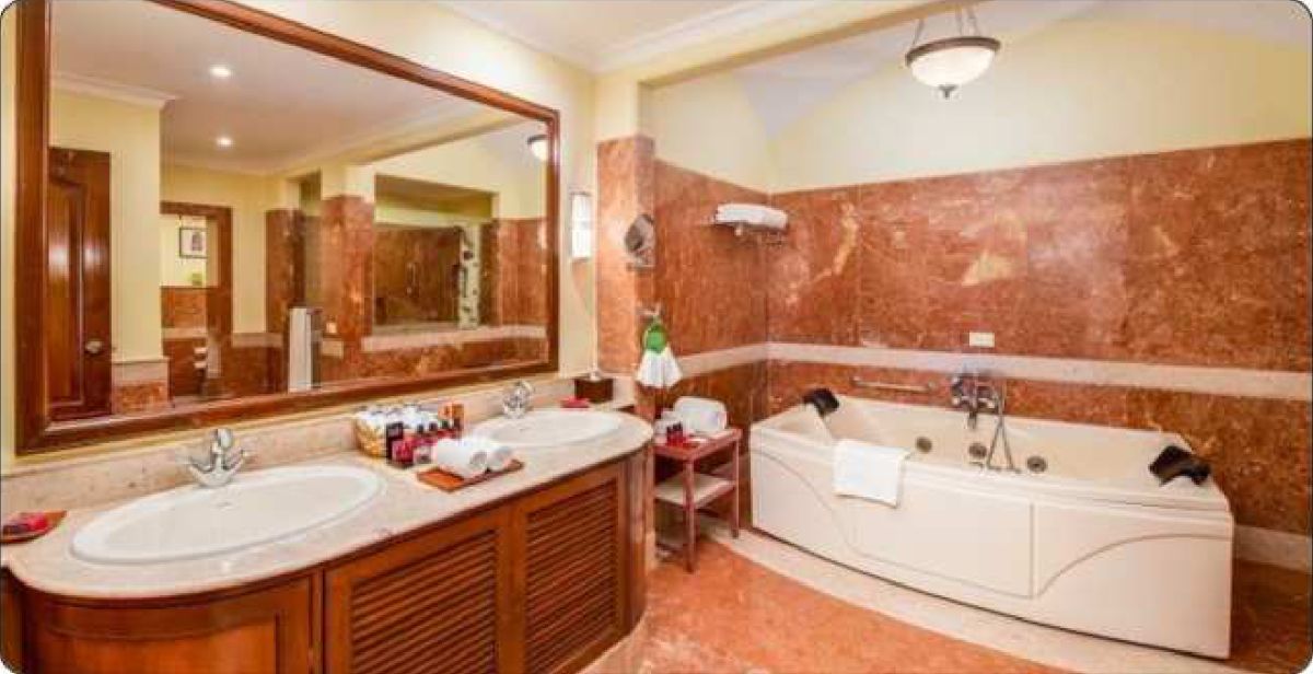 ' ' the Lalit Golf & SPA Resort photo