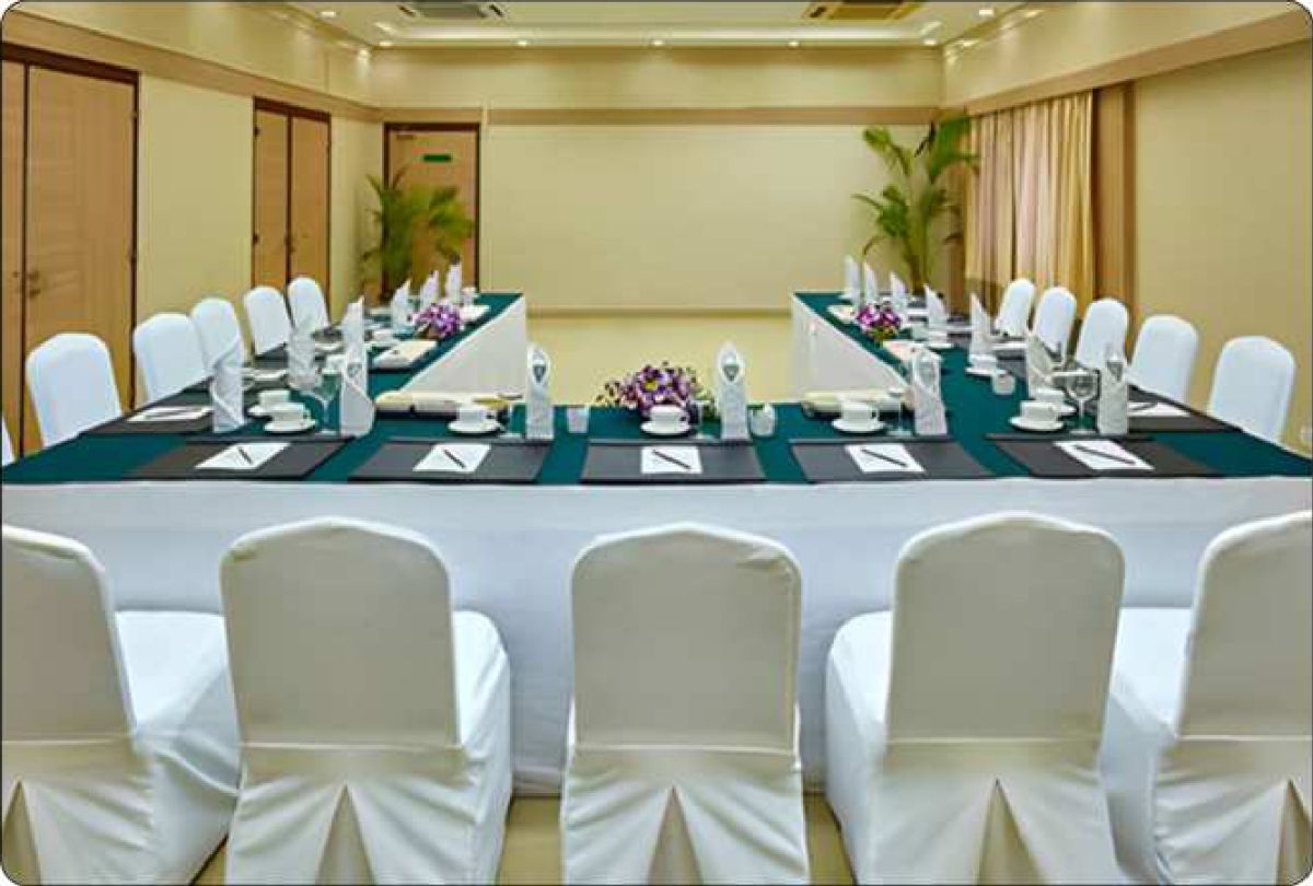 Royal Orchid Beach Resort SPA photo