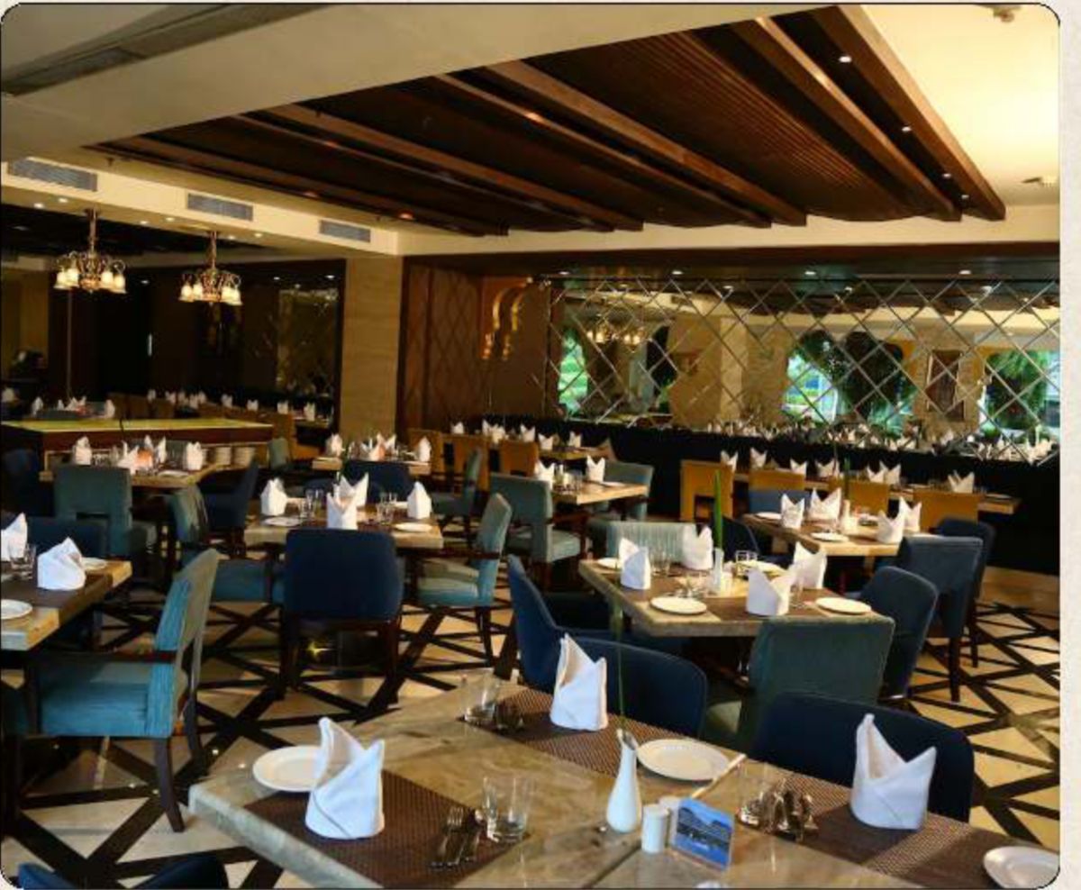 Radisson Blu Palace Resort & SPA, Udaipur photo