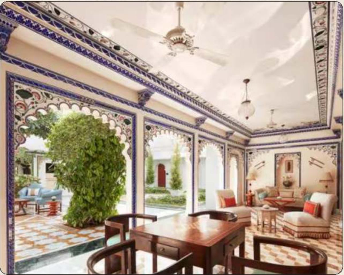 Taj Lake Palace, Udaipur photo